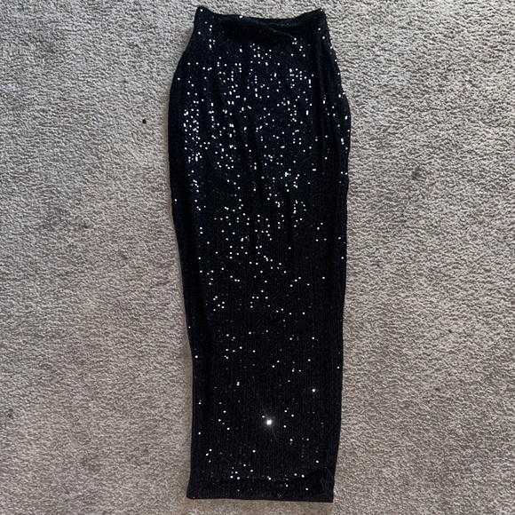 SHEIN Black Asymmetrical One-Shoulder Dress - Picture 4 of 4